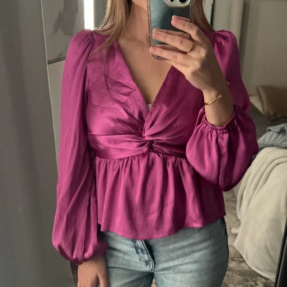 Elegant Magenta Pink Women's Top - Picture 6 of 12